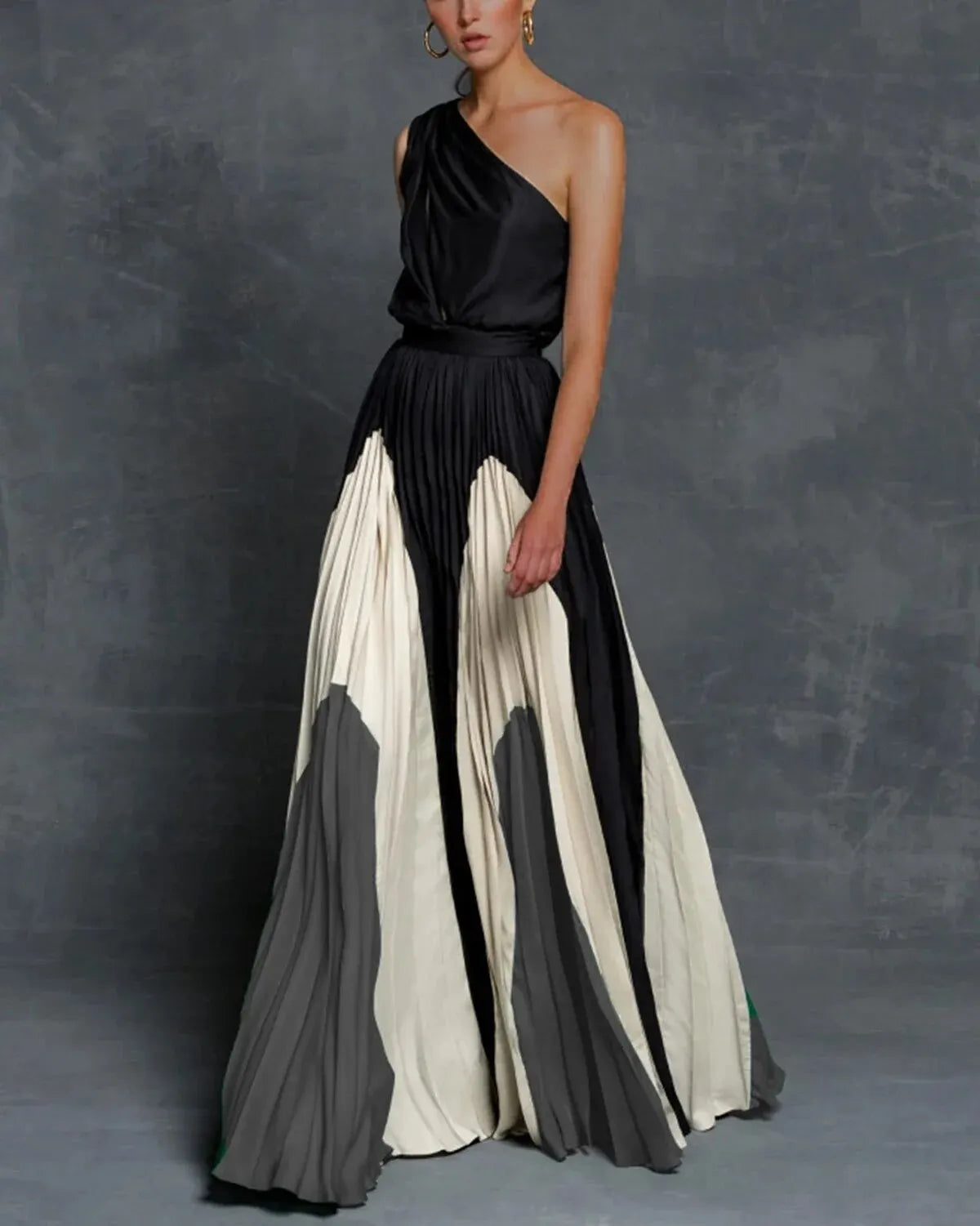 kelly-elegant-maxi-dress-with-shoulder-detail-img3.webp