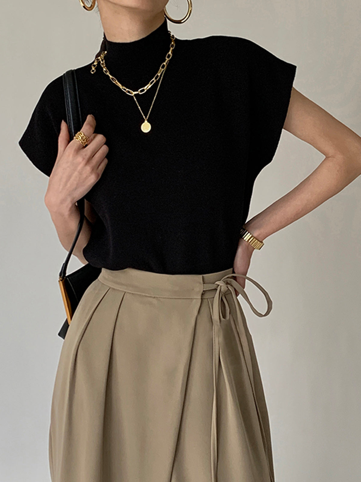 Mishaelle | Mock Neck Short Sleeve Top