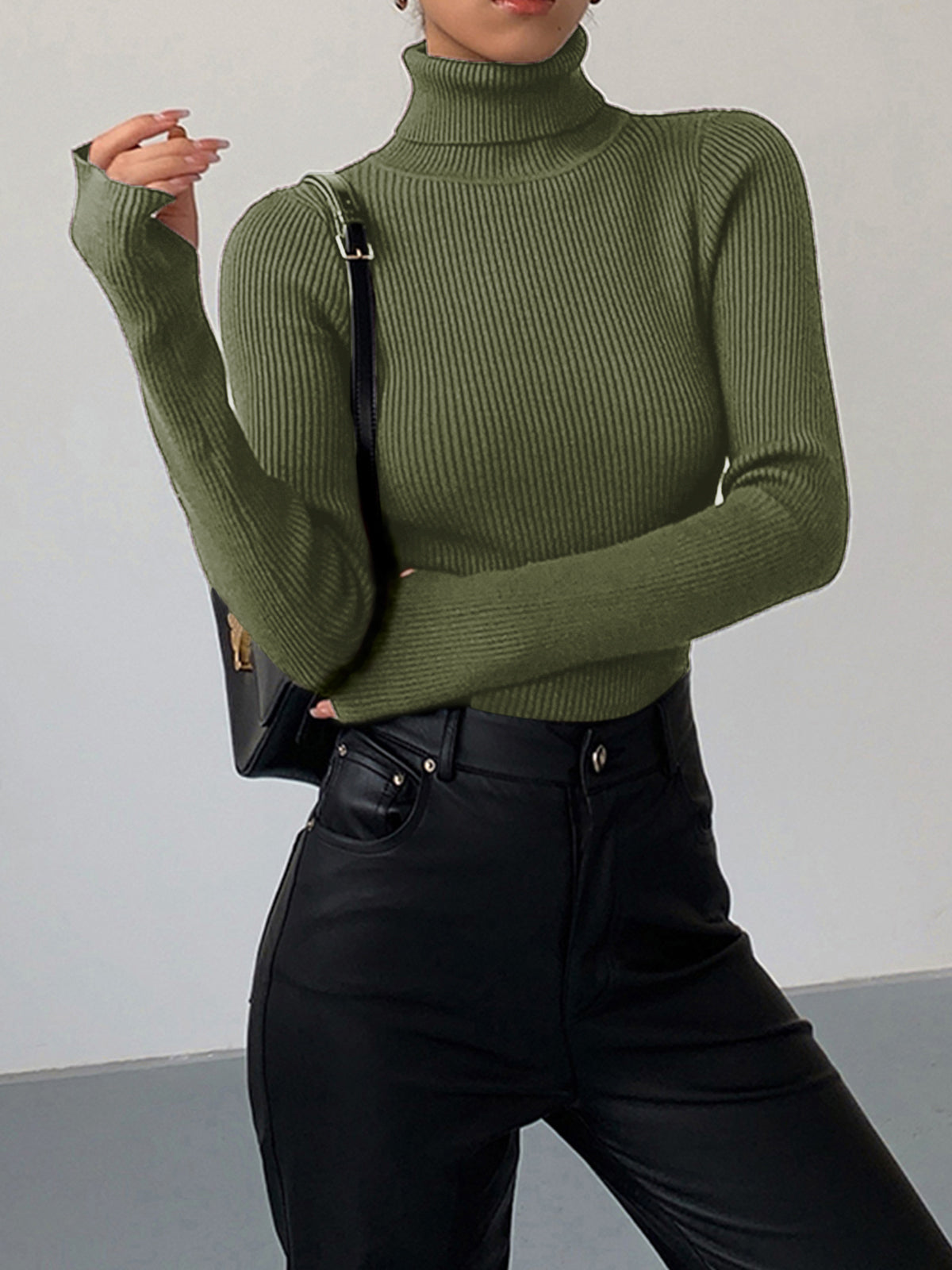 Robin | Slim Turtleneck Stretch Top
