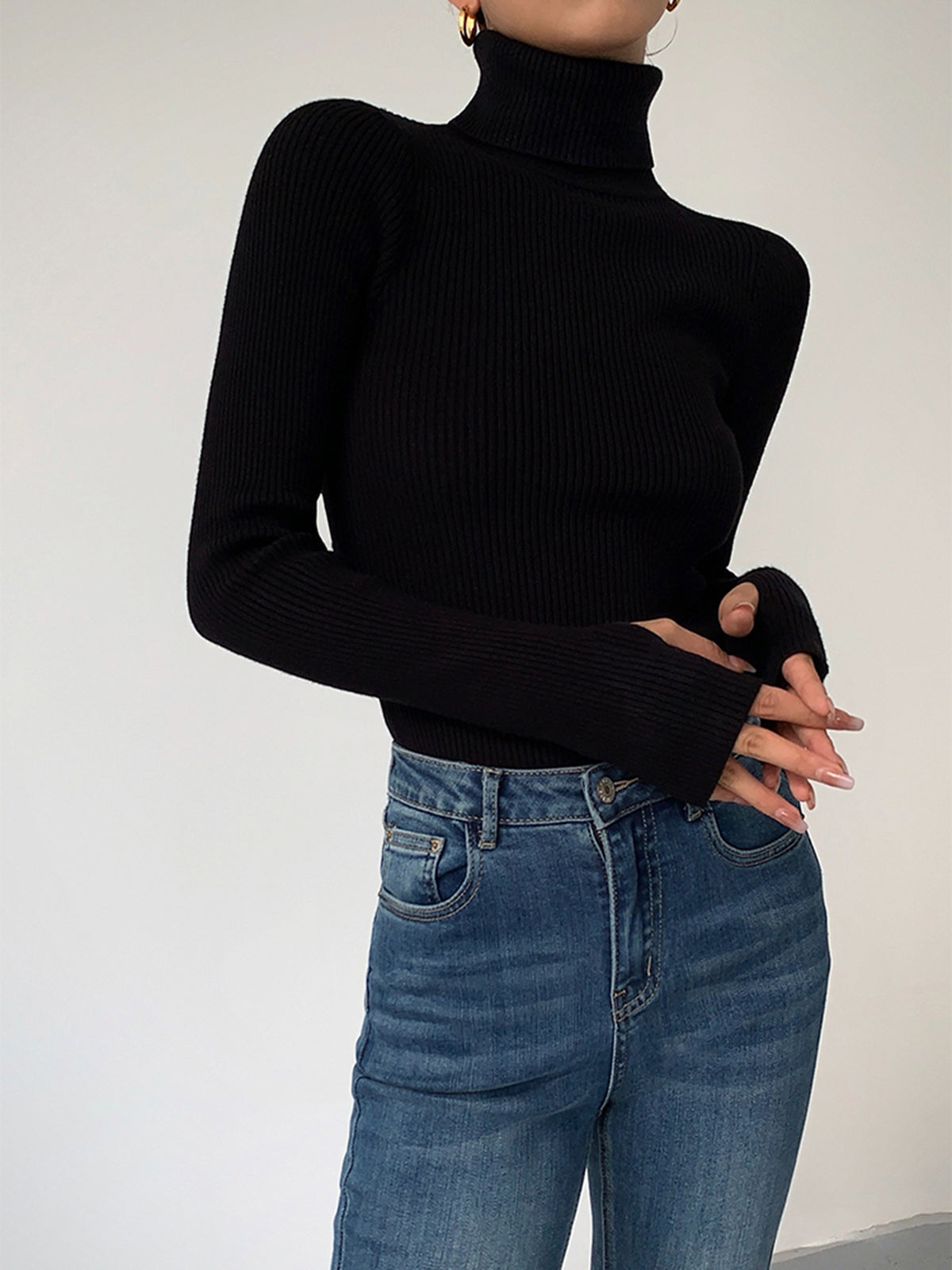 Robin | Slim Turtleneck Stretch Top
