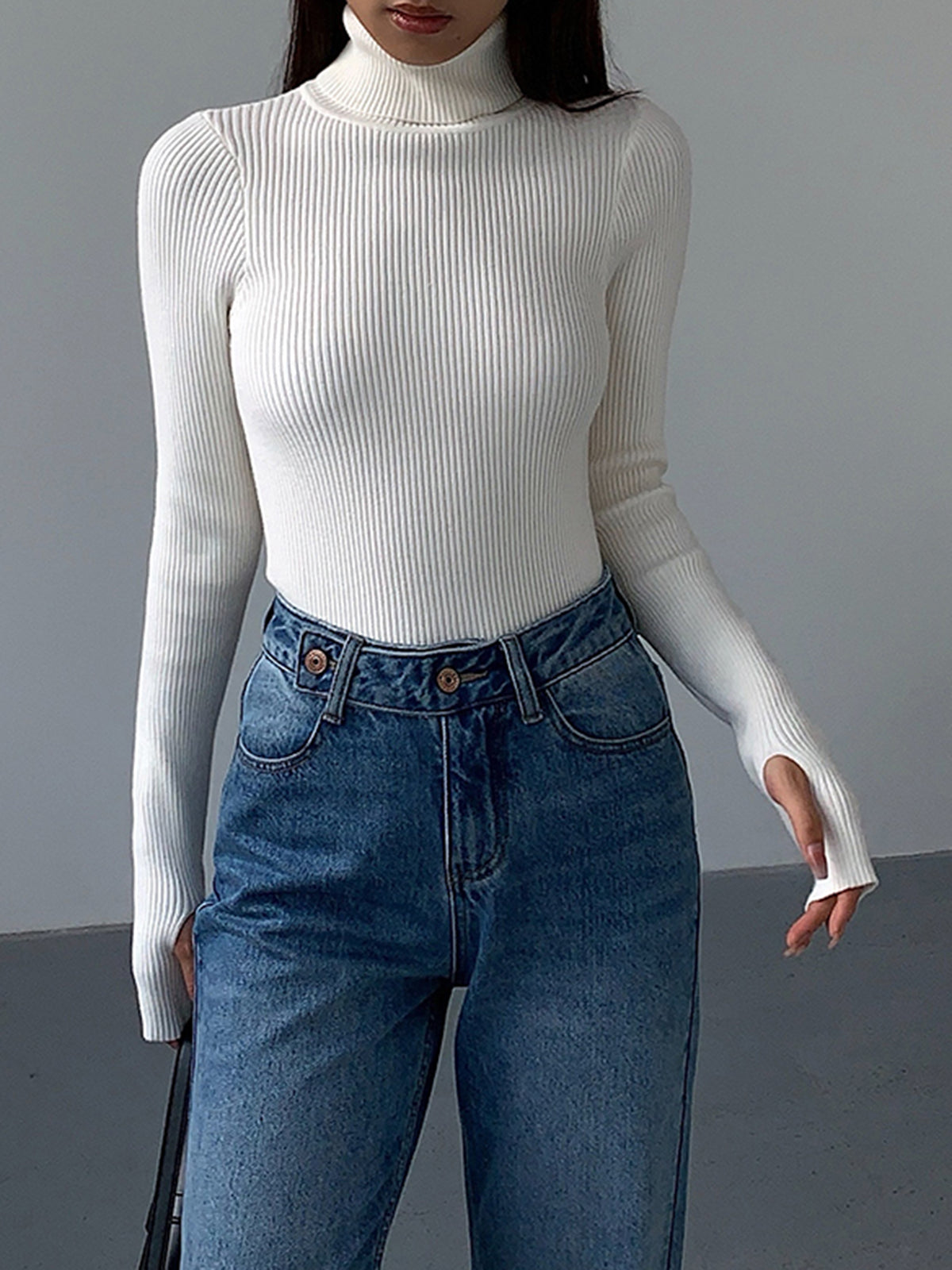 Robin | Slim Turtleneck Stretch Top