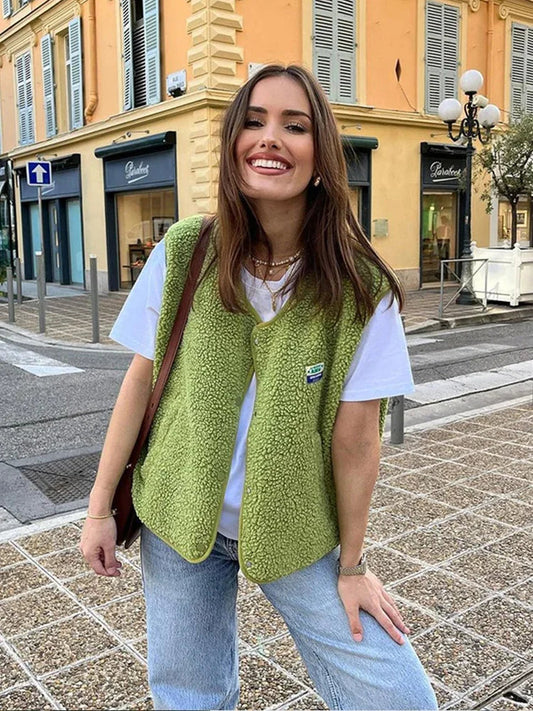 anna-relaxed-fit-fleece-vest-img1.jpg