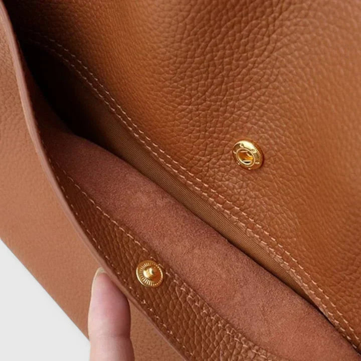anna-tailored-structured-handbag-img2.webp