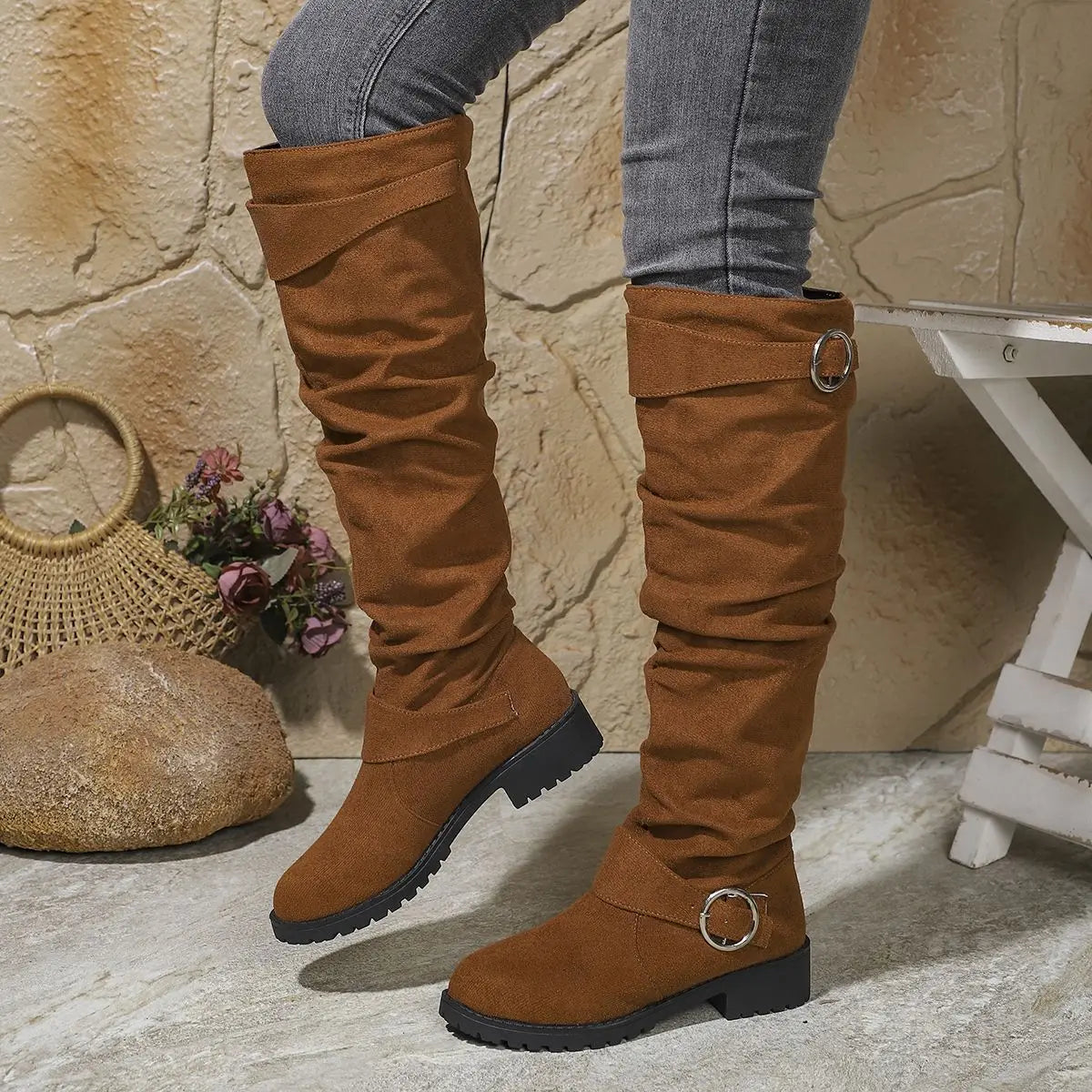 ashley-comfortable-knee-high-boots-img4.webp