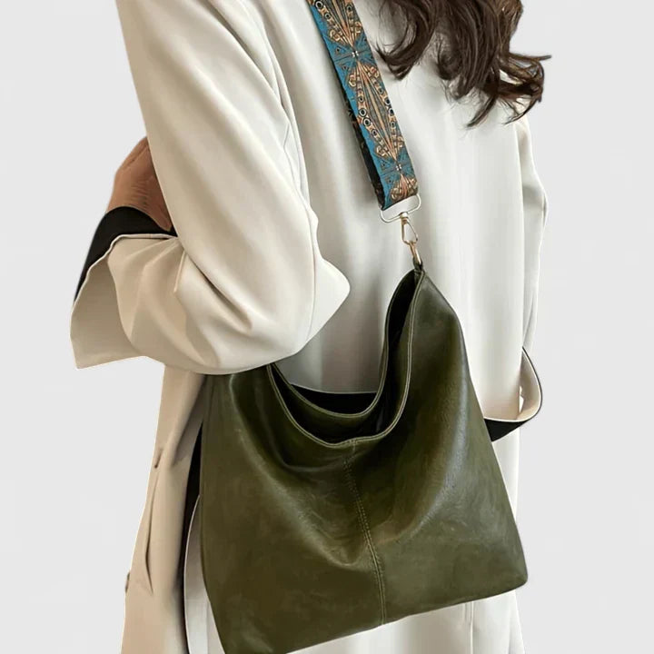 barbara-minimalist-shoulder-bag-img3.webp