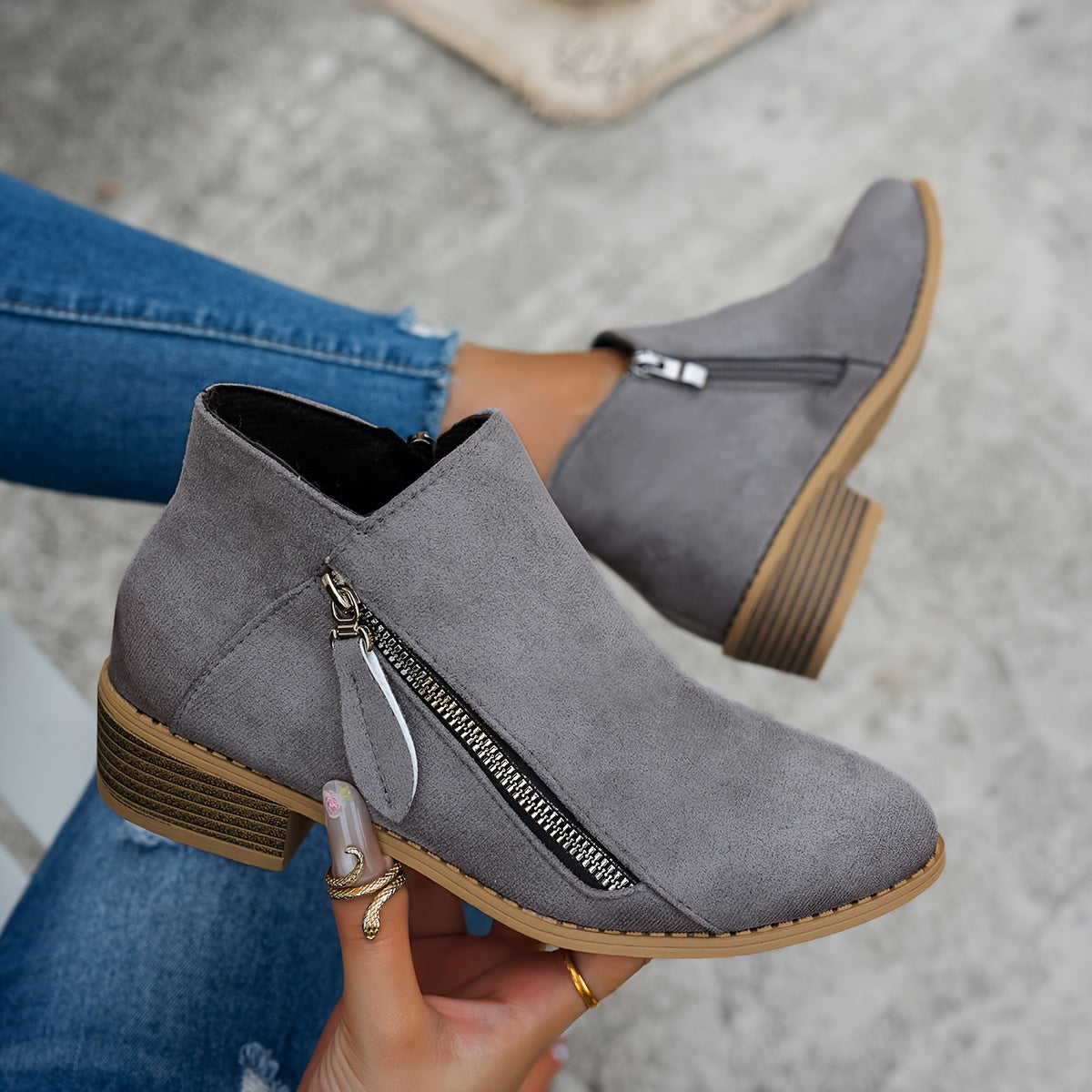 bianca-everyday-side-zip-ankle-boots-img11.jpg