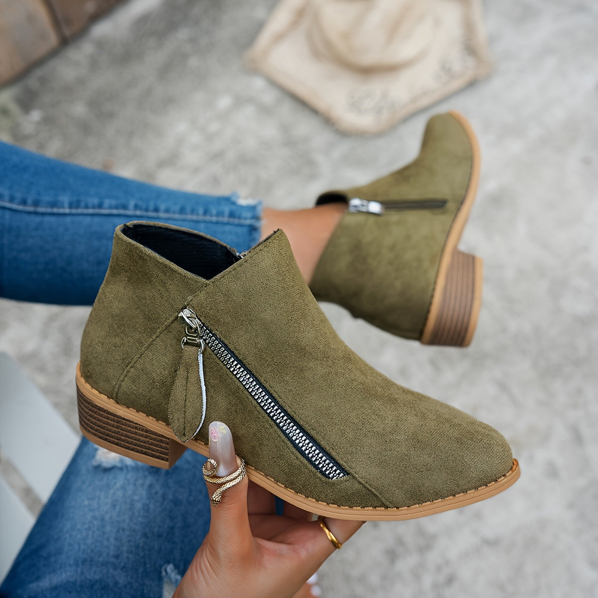 bianca-everyday-side-zip-ankle-boots-img17.jpg