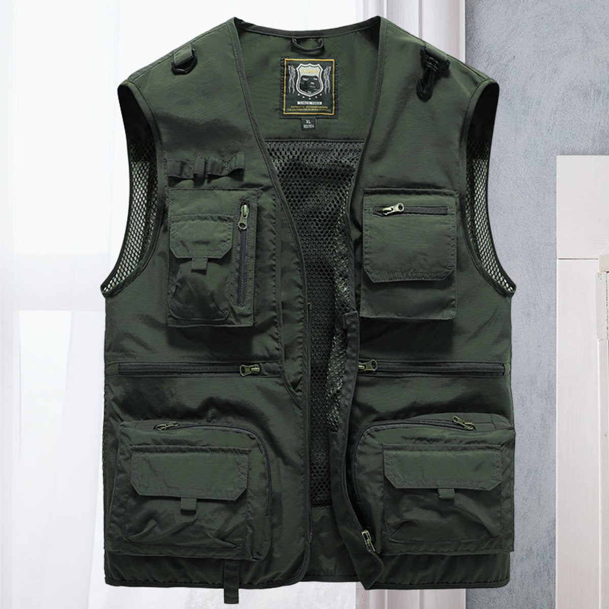 brandon-relaxed-fit-multi-pocket-zip-up-gilet-img12.jpg