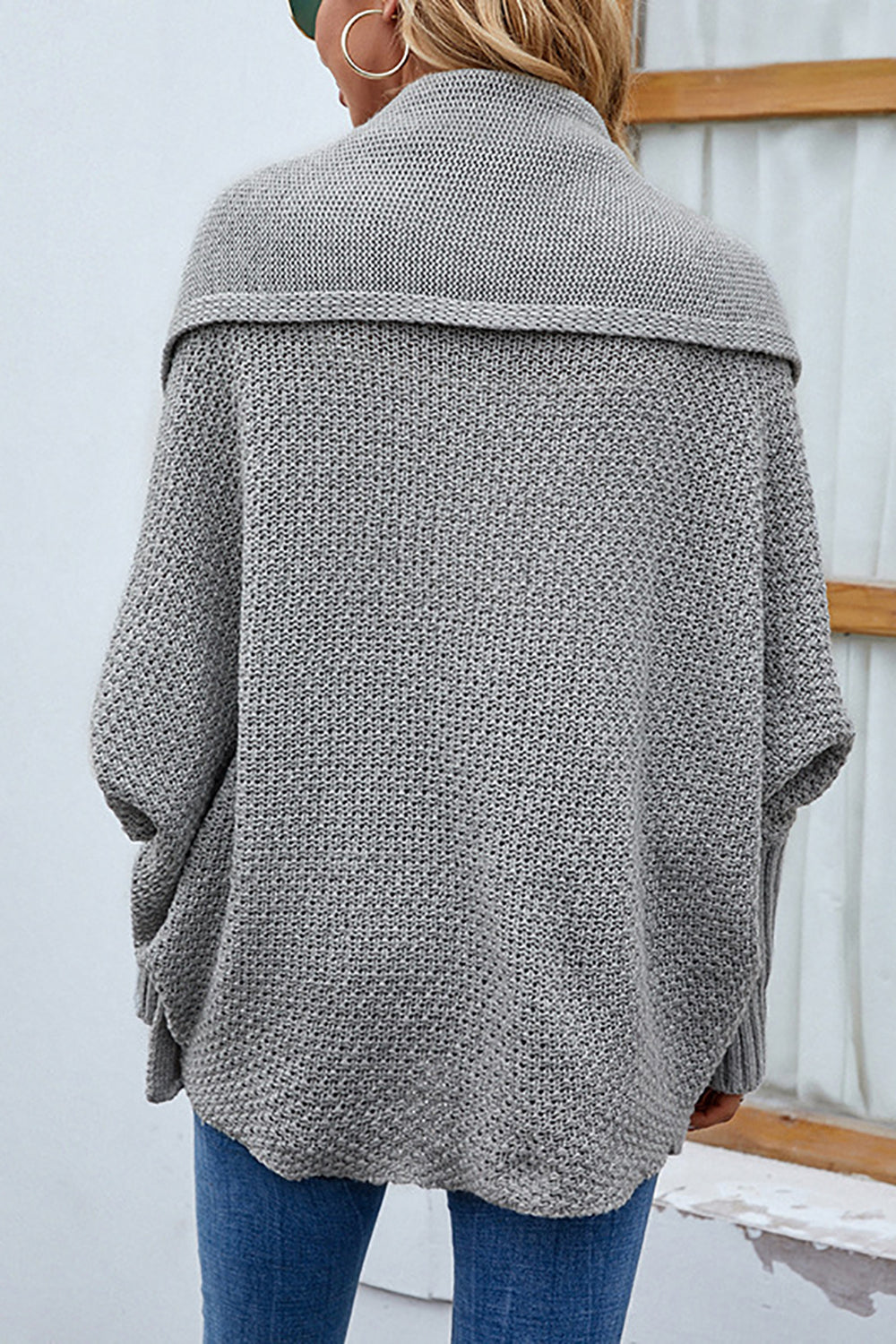 christina-classic-knit-cardigan-img2.jpg