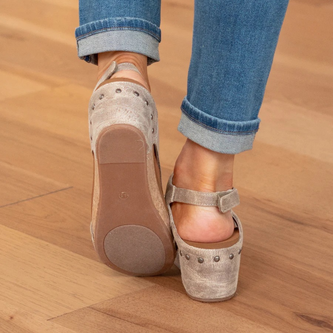 christina-comfortable-suede-wedge-sandals-img3.png