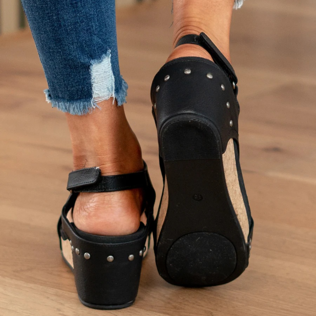 christina-comfortable-suede-wedge-sandals-img8.png