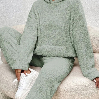 christine-relaxed-fit-plush-fleece-two-piece-set-img4.jpg