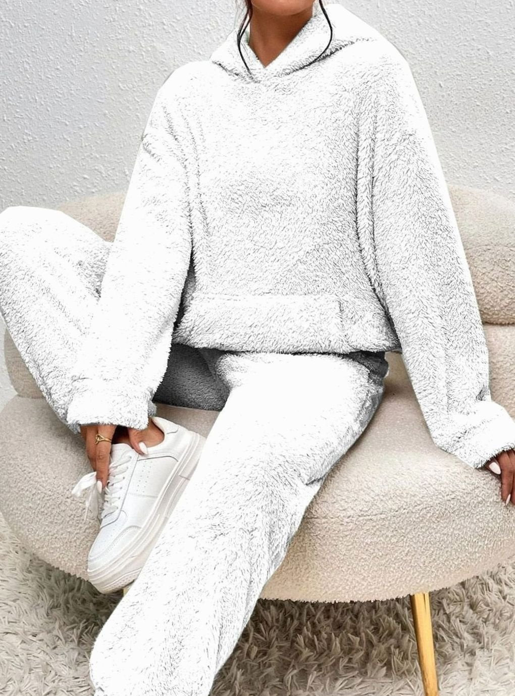 christine-relaxed-fit-plush-fleece-two-piece-set-img8.jpg