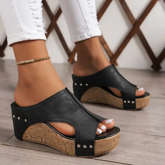 cynthia-orthopedic-cushioned-sandals-img1.jpg