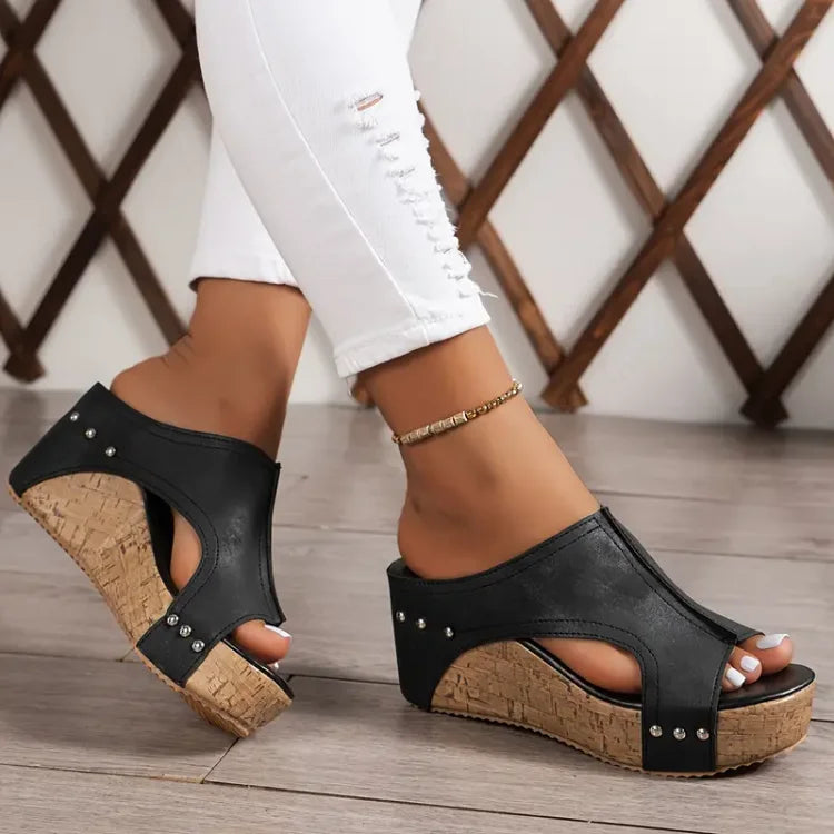 cynthia-orthopedic-cushioned-sandals-img3.jpg