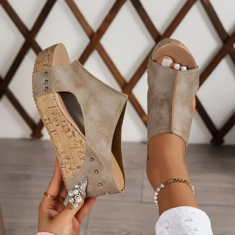 cynthia-orthopedic-cushioned-sandals-img8.jpg