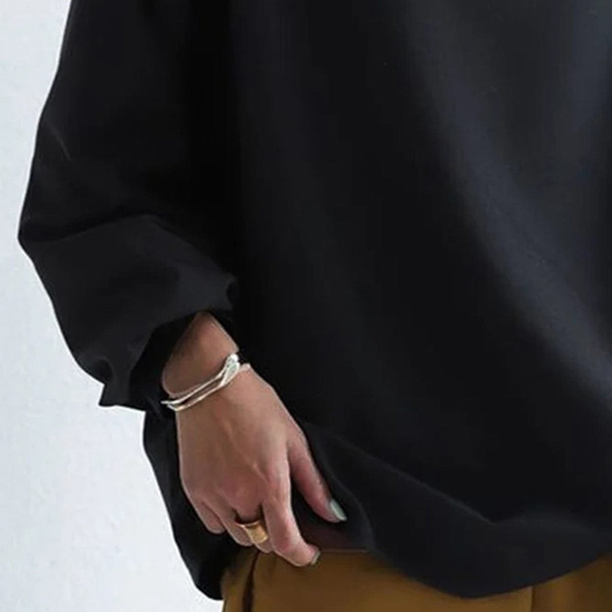 cynthia-relaxed-fit-mock-neck-knit-pullover-sweater-img8.jpg
