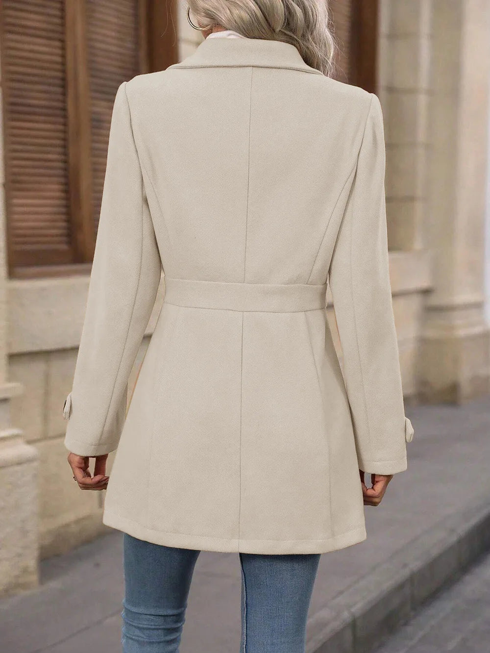 diane-tailored-wool-coat-img2.webp