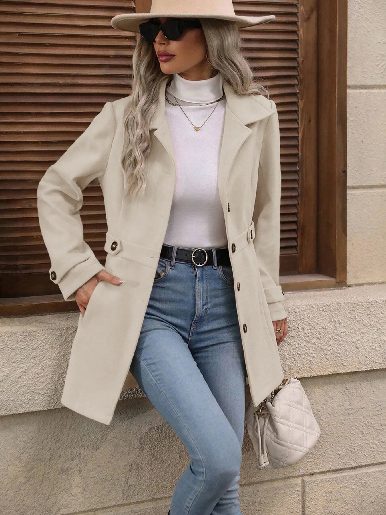 diane-tailored-wool-coat-img3.webp