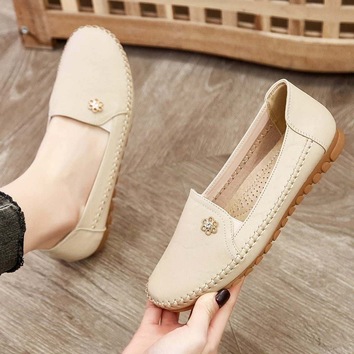 donna-comfortable-slip-on-loafers-img6.jpg