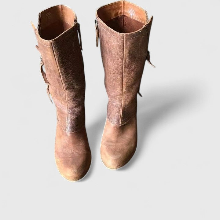dorothy-orthopedic-boots-img2.jpg