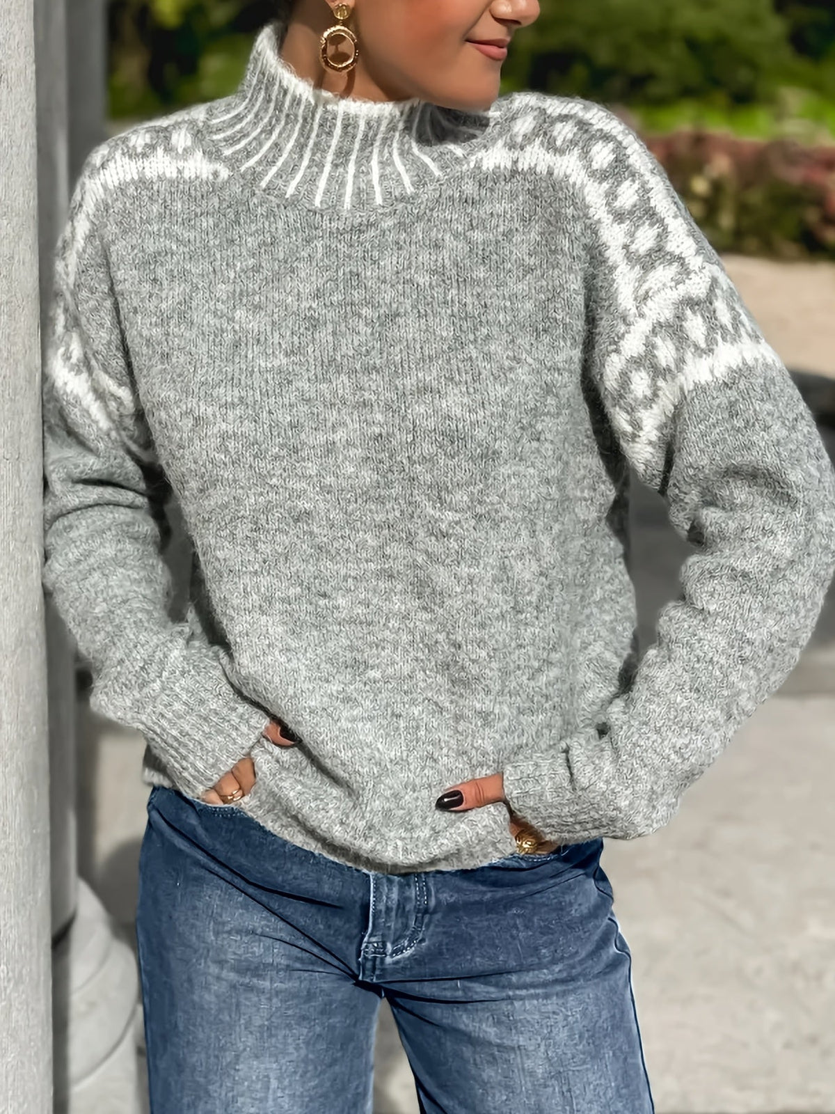 emma-classic-contrast-trim-mock-neck-sweater-img1.jpg