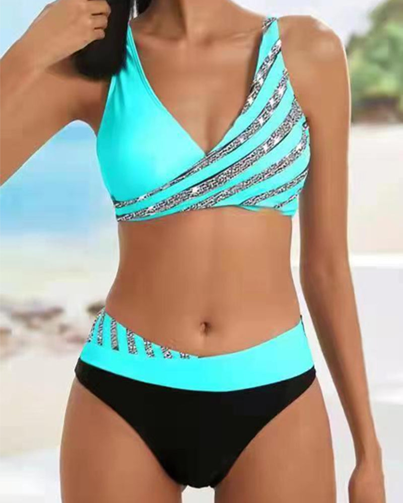 evelyn-minimalist-printed-bikini-set-img2.jpg