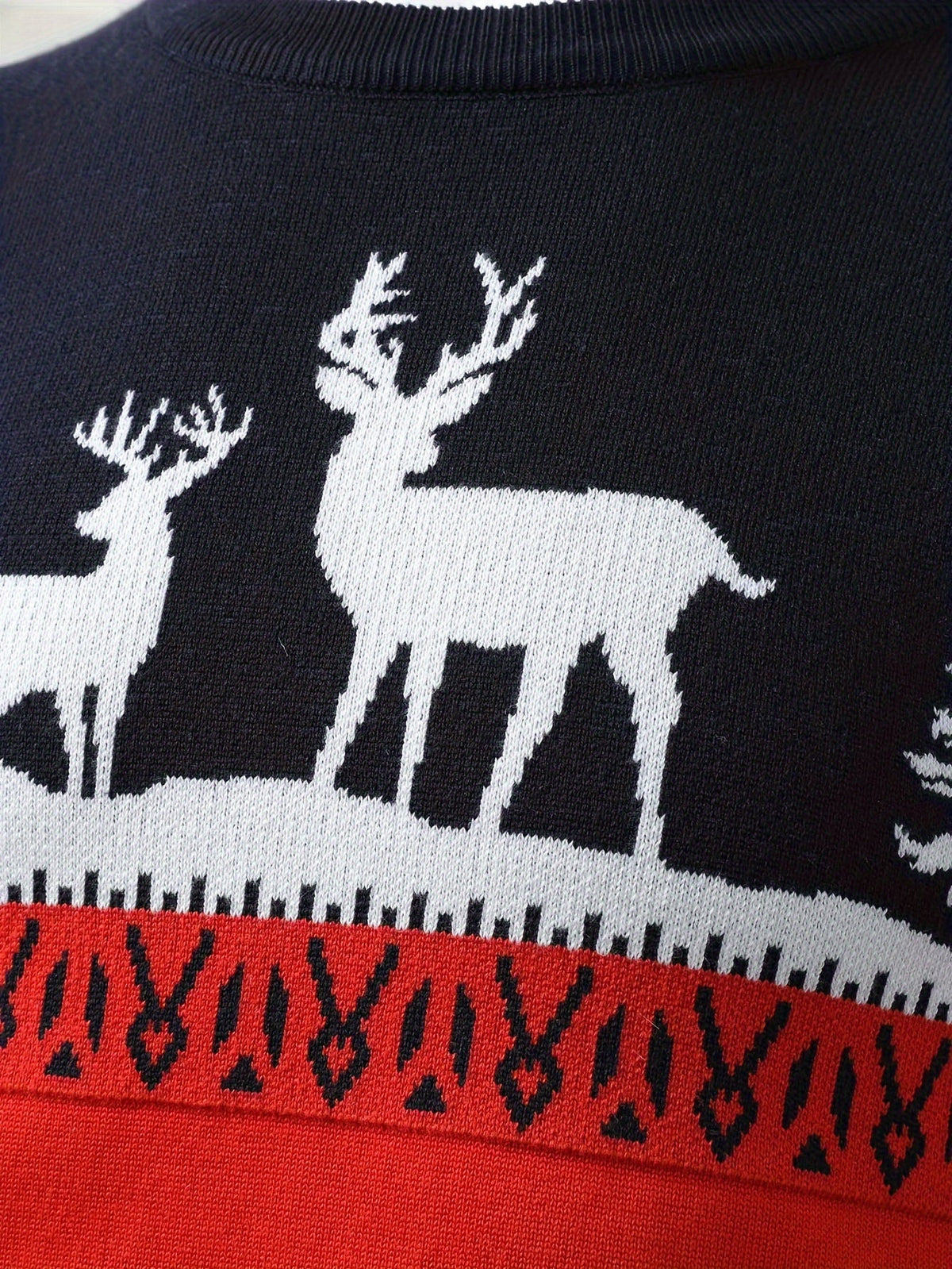festive-christmas-crew-neck-sweater-reindeer-print-img8.jpg