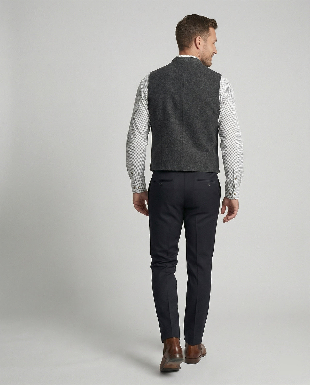 frederick-traditional-standing-collar-vest-img5.jpg