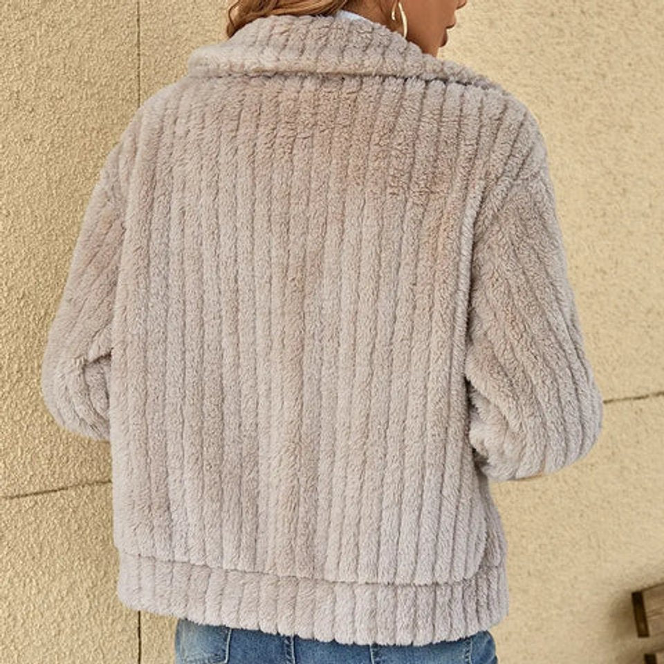 helen-relaxed-fit-quilted-fleece-zip-jacket-img6.jpg