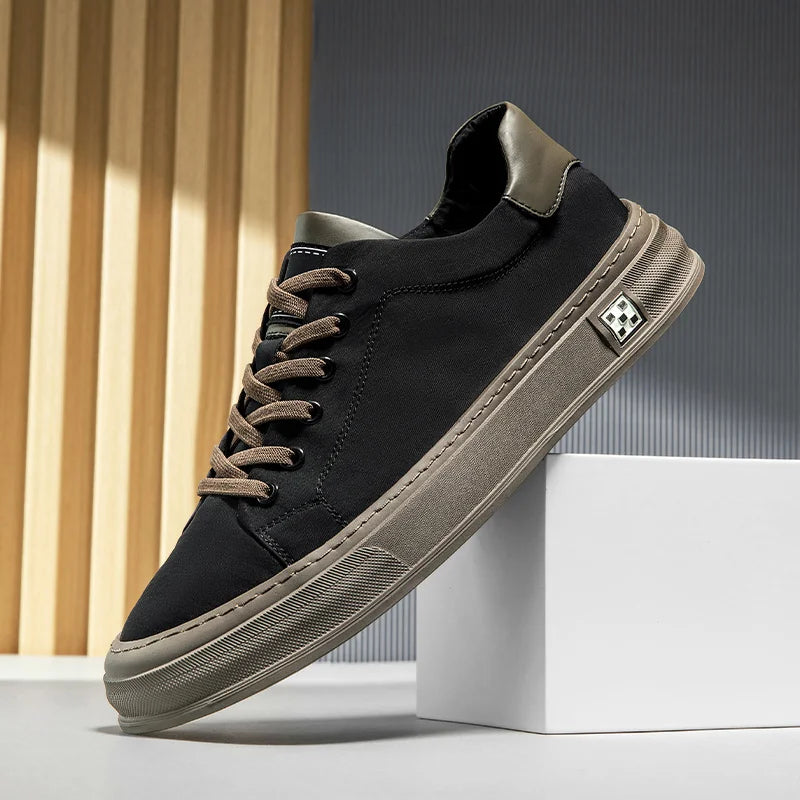jacob-classic-canvas-sneakers-img3.webp