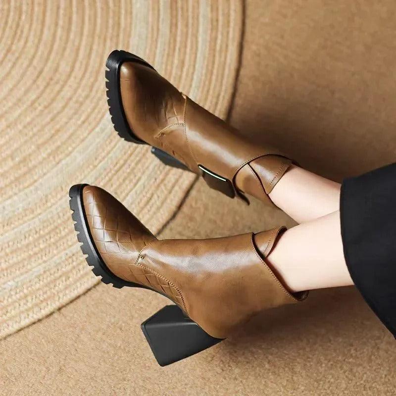 jacqueline-comfortable-block-heel-boots-img11.jpg