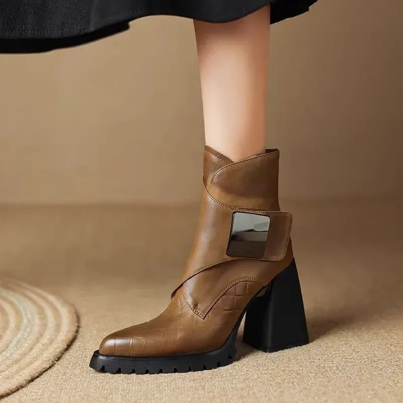 jacqueline-comfortable-block-heel-boots-img3.jpg