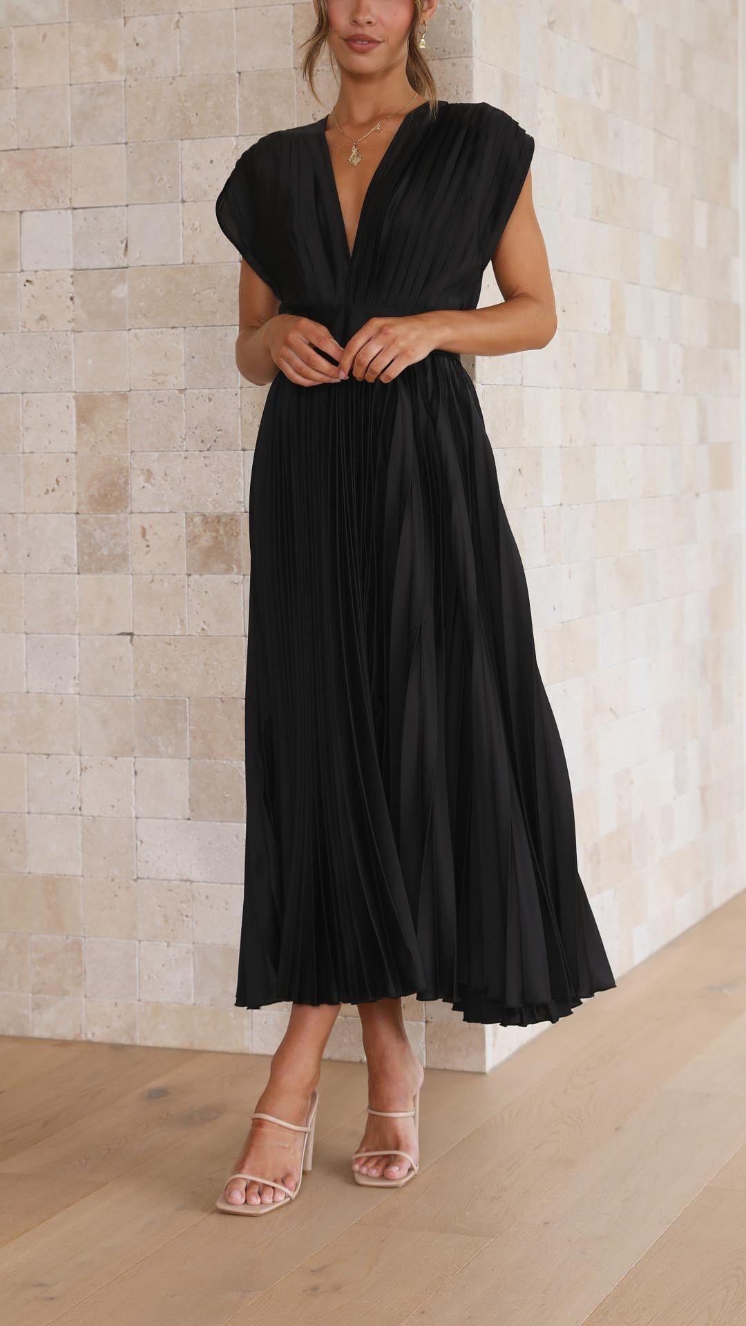 jacqueline-elegant-pleated-maxi-dress-for-women-img13.jpg