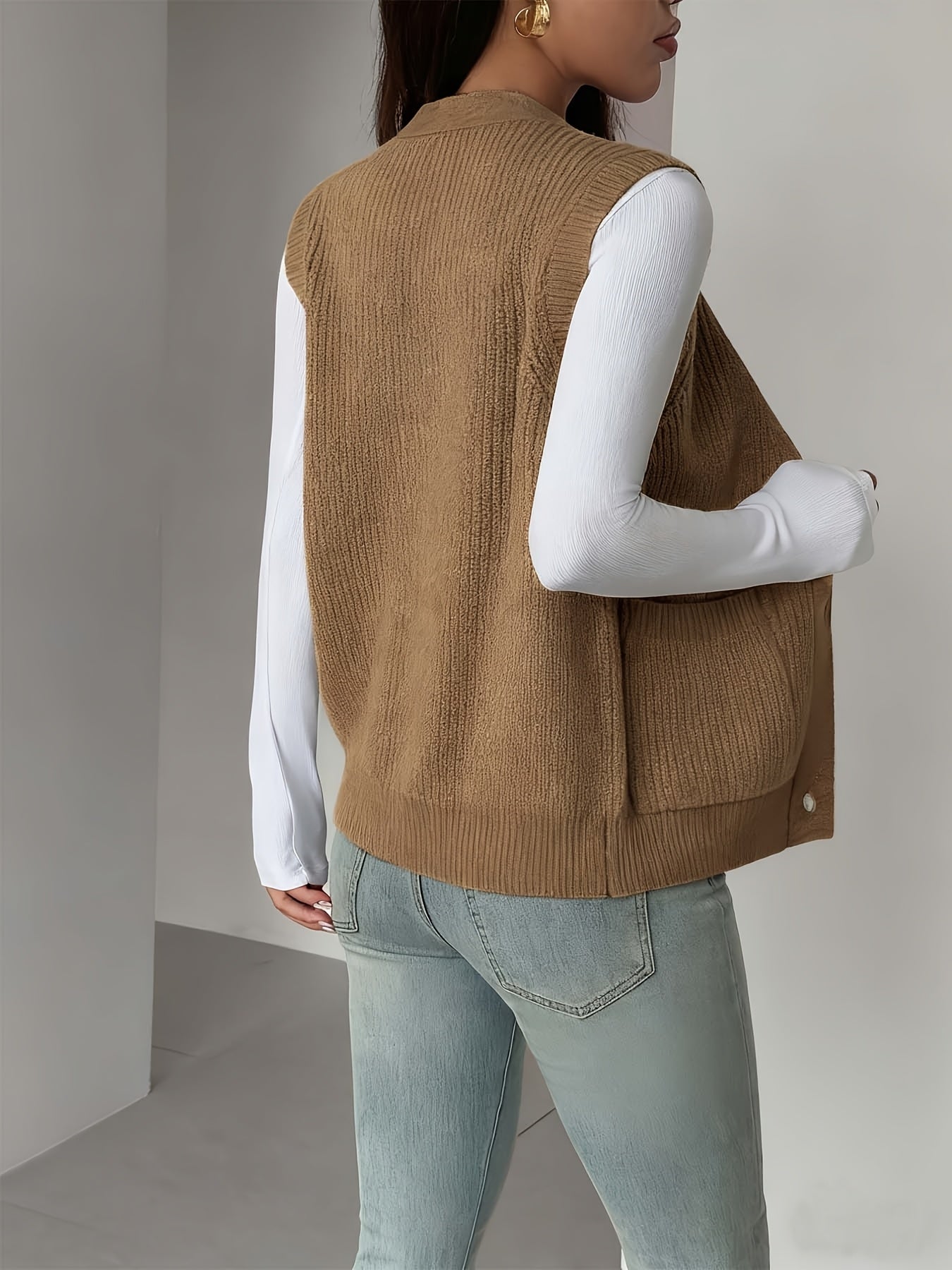 jacqueline-sophisticated-buttoned-v-neck-knit-vest-img19.jpg