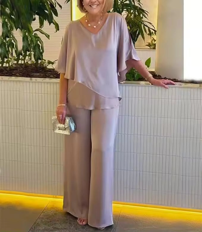 jacqueline-sophisticated-two-piece-set-img4.jpg