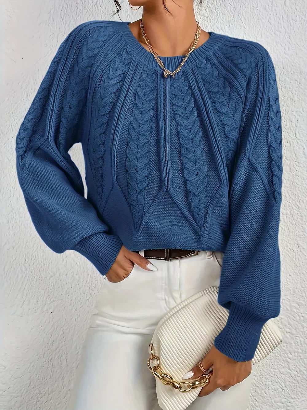 janet-classic-cable-knit-crew-neck-sweater-img4.jpg