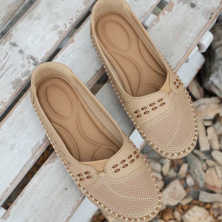 janet-orthopedic-lace-up-sneakers-img7.webp