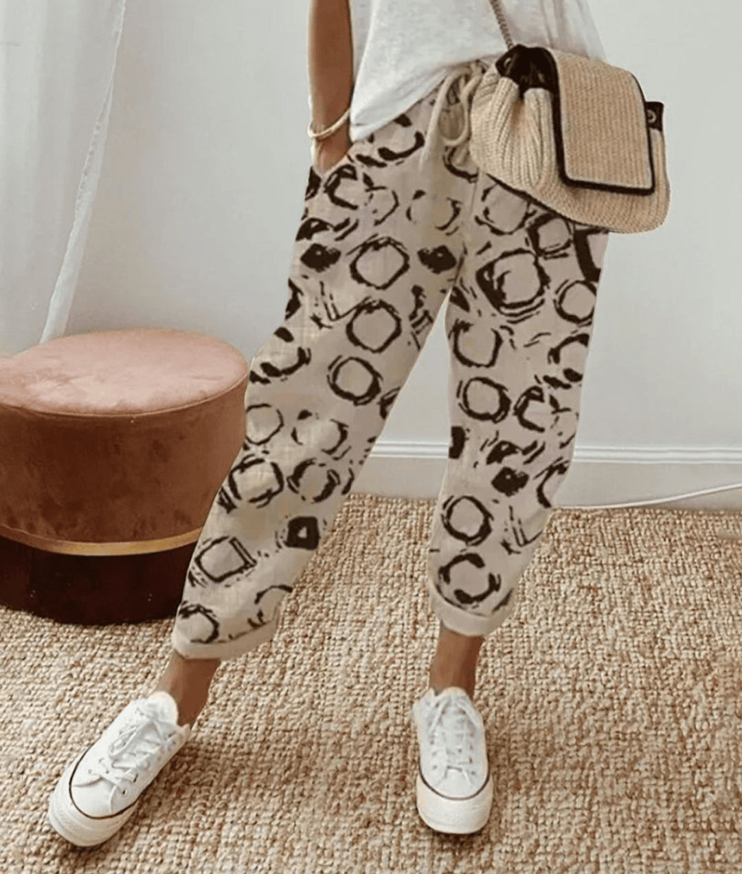 jennifer-relaxed-fit-printed-waistband-trousers-img2.png
