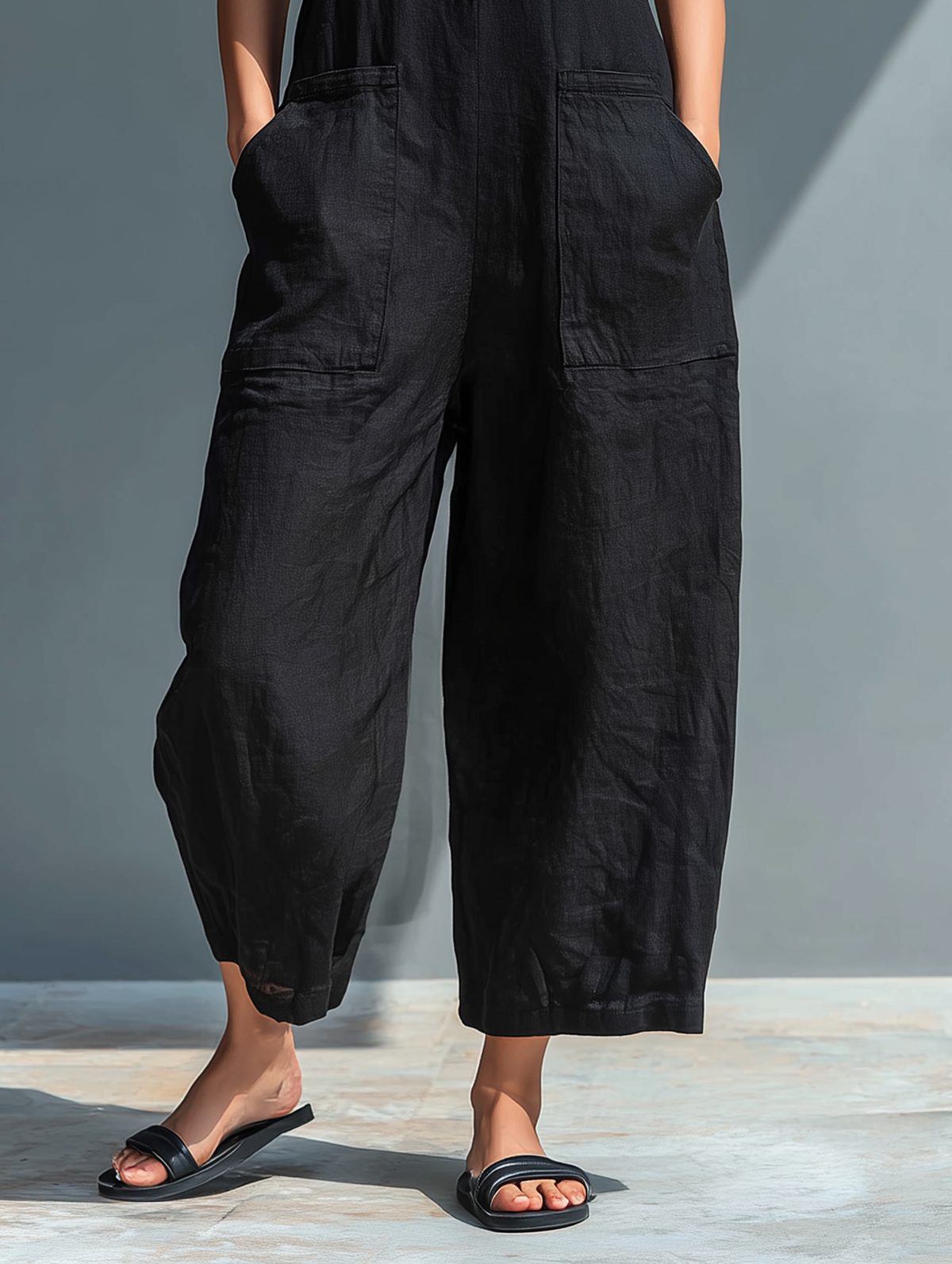 jennifer-sophisticated-wide-leg-sleeveless-jumpsuit-img4.png