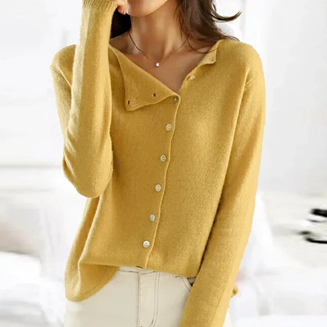 joan-classic-cardigan-img3.png