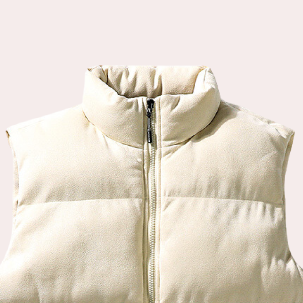 justin-lightweight-padded-vest-img4.png