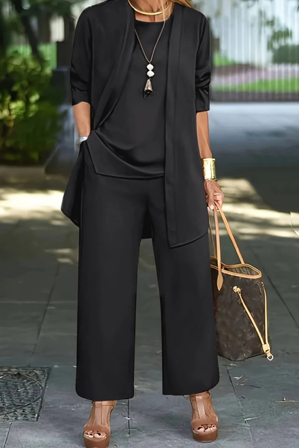 katherine-sophisticated-three-piece-set-img4.png