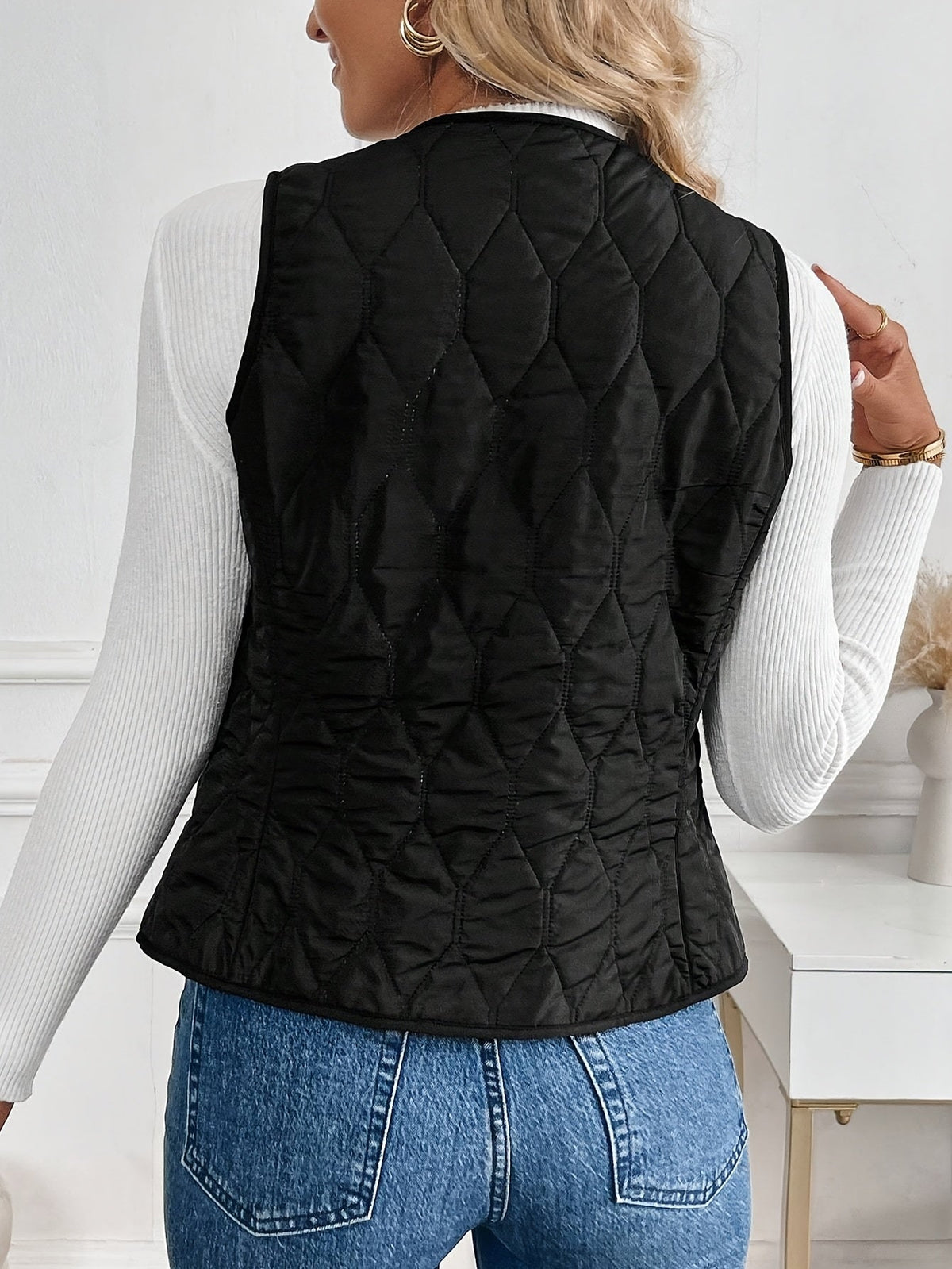kendra-reversible-quilted-vest-img3.jpg