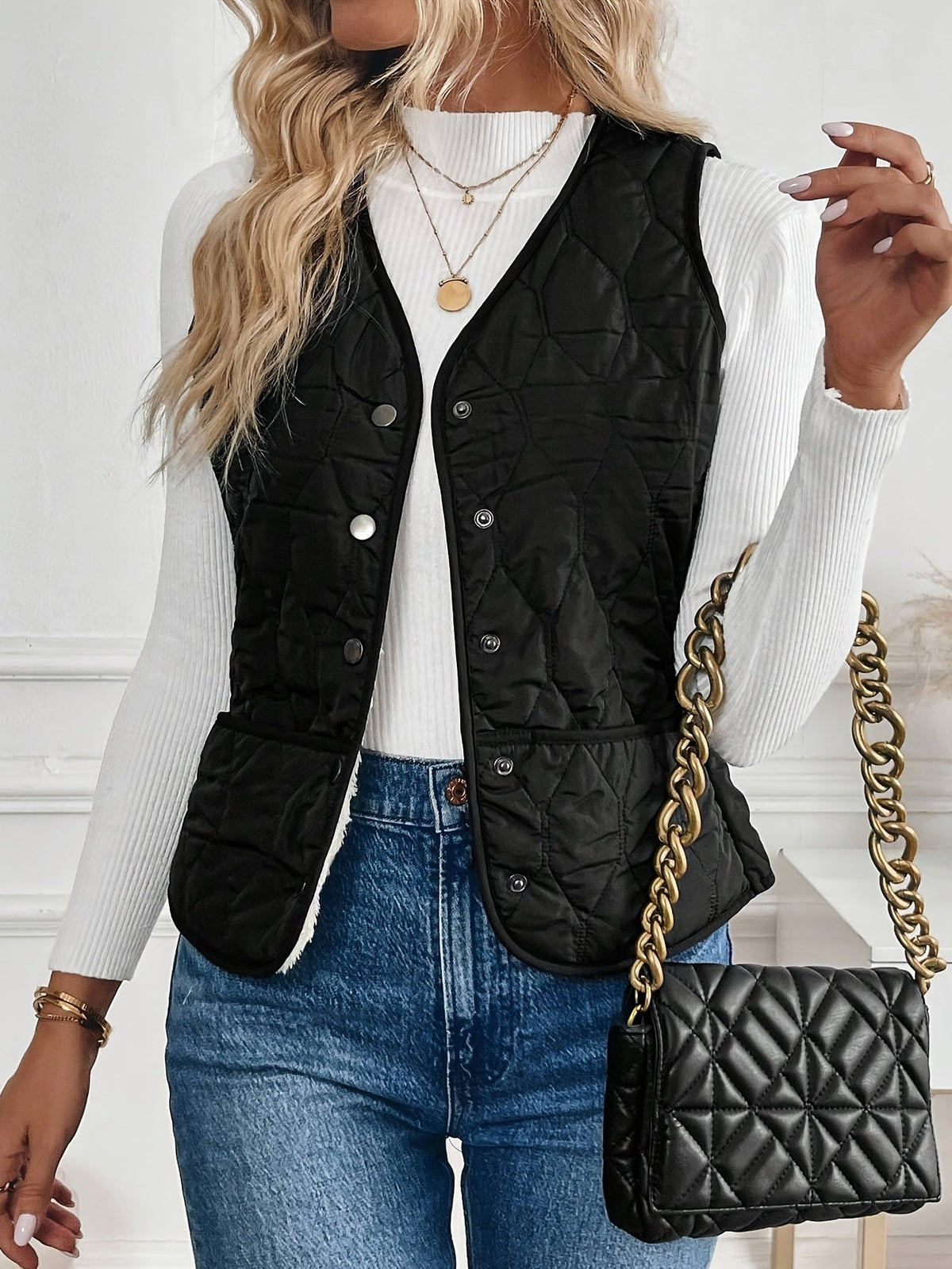 kendra-reversible-quilted-vest-img7.jpg