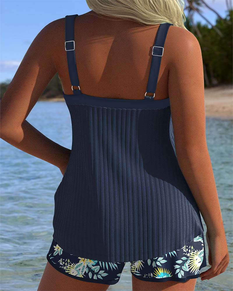 laura-classic-striped-tankini-img2.jpg