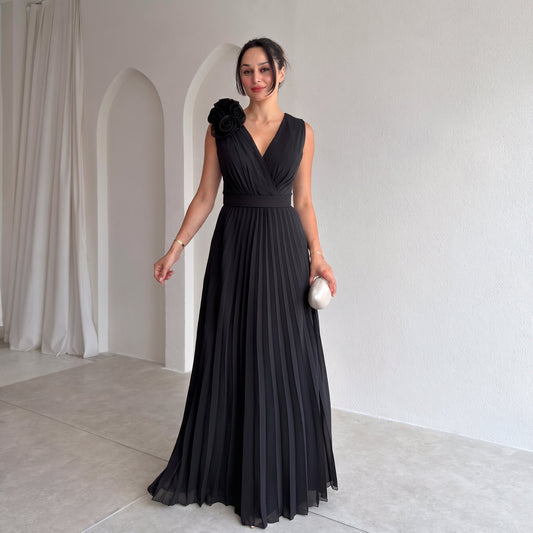 lauren-elegant-floral-applique-evening-gown-img1.jpg