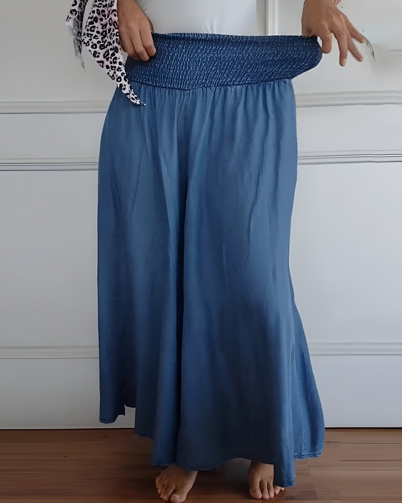 lisa-relaxed-fit-elastic-waist-pants-img2.jpg