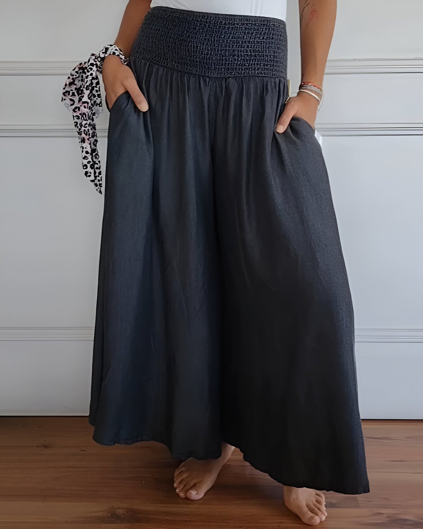 lisa-relaxed-fit-elastic-waist-pants-img5.jpg