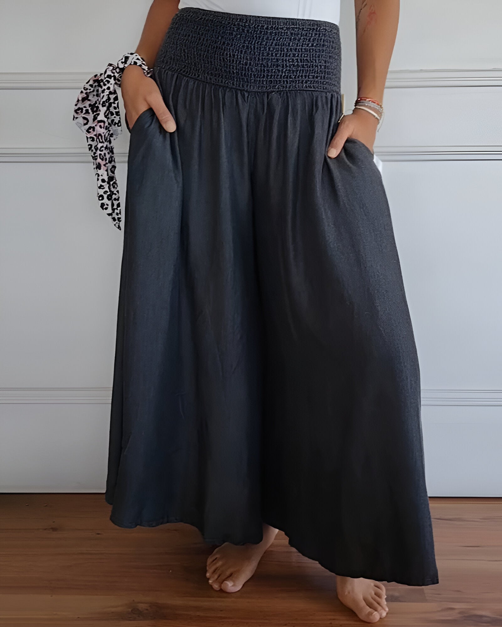 lisa-relaxed-fit-elastic-waist-pants-img5.jpg